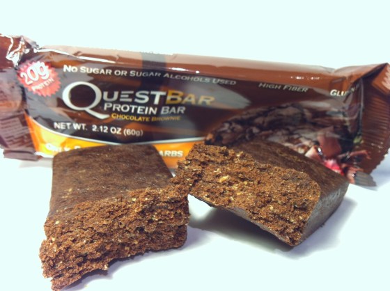 Quest Chocolate Brownie Protein Bar Close